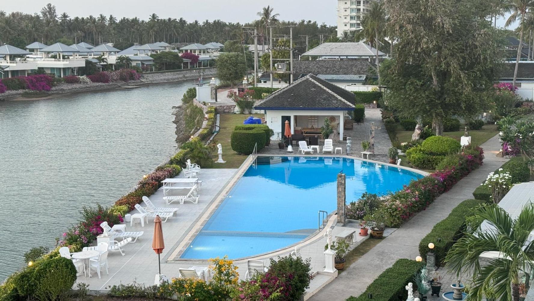 Absolute Beachfront Villa Ban Huai Yang 외부 사진
