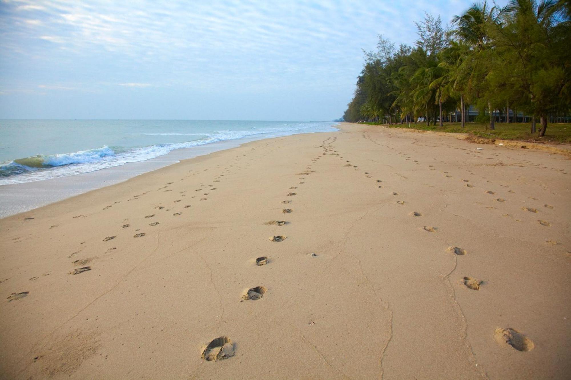Absolute Beachfront Villa Ban Huai Yang 외부 사진