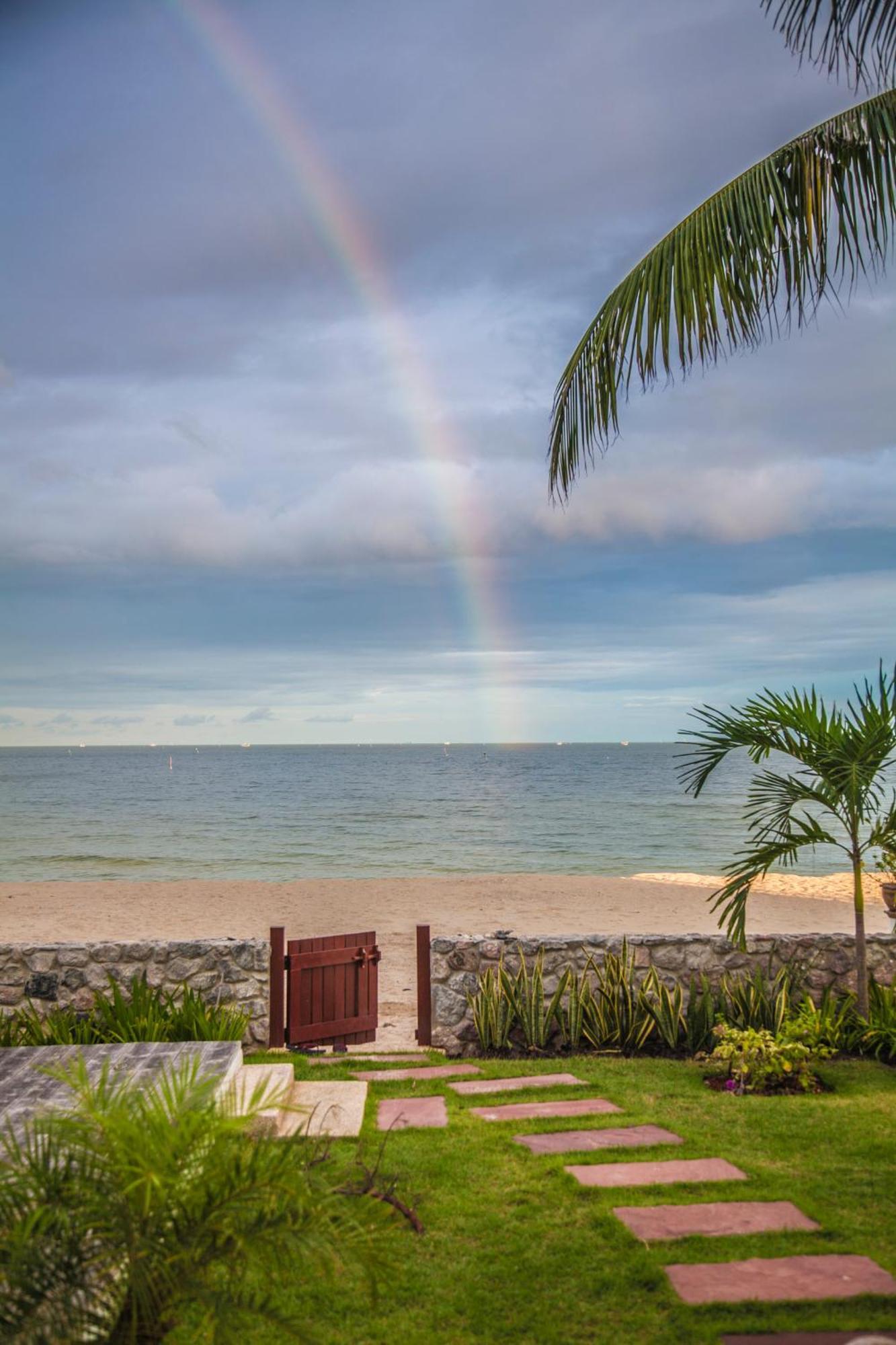 Absolute Beachfront Villa Ban Huai Yang 외부 사진