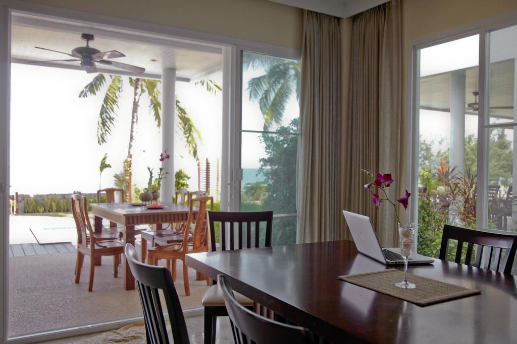 Absolute Beachfront Villa Ban Huai Yang 외부 사진
