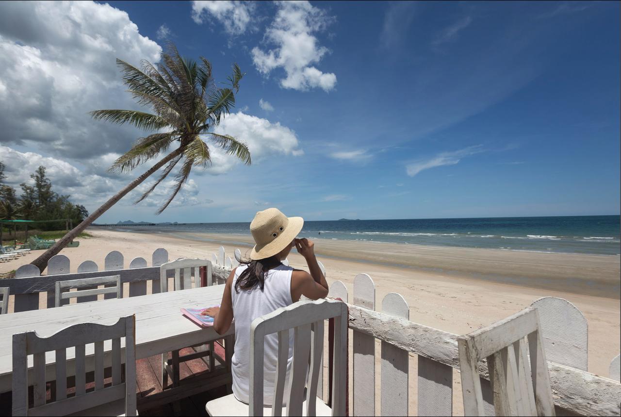 Absolute Beachfront Villa Ban Huai Yang 외부 사진